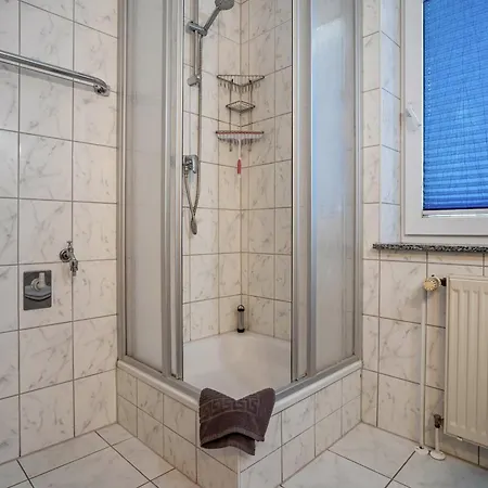 Апартаменты Haus Huegel - 4