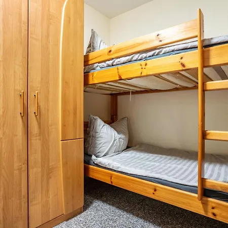 아파트 Haus Huegel - 4 *